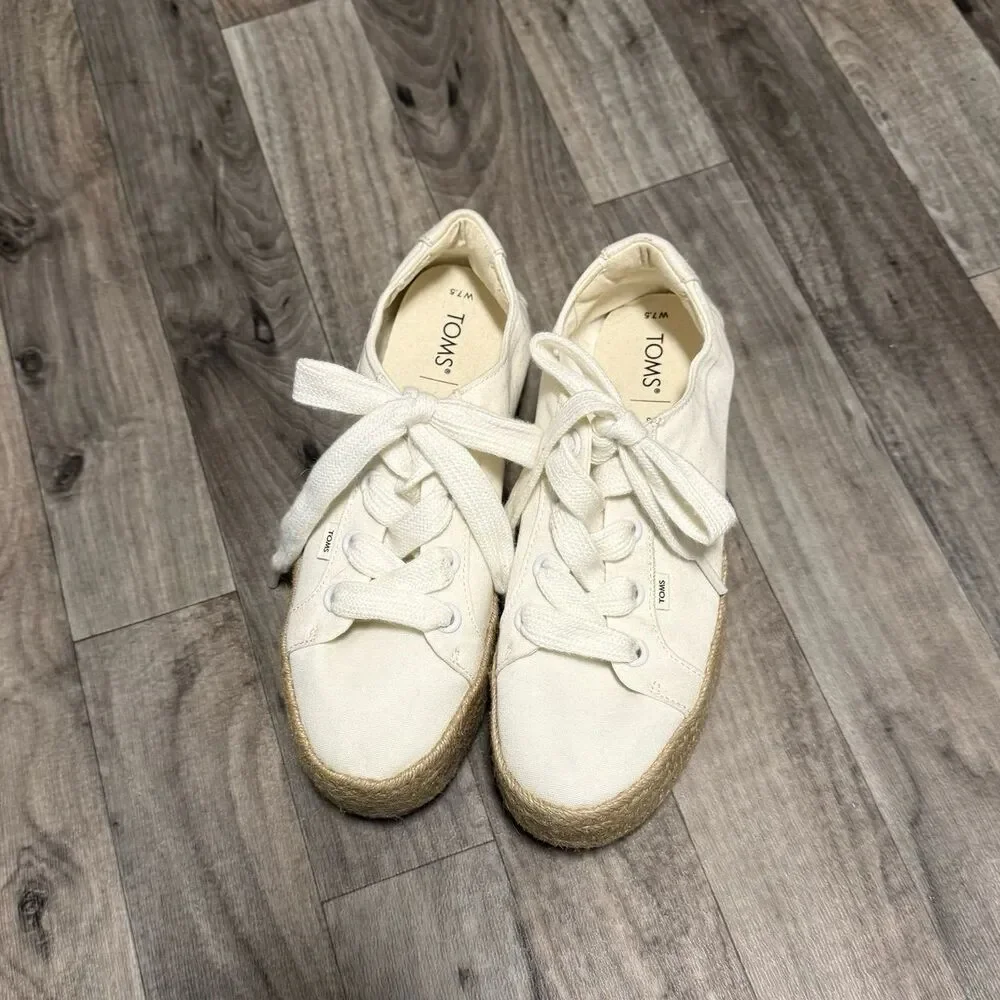 Toms new without